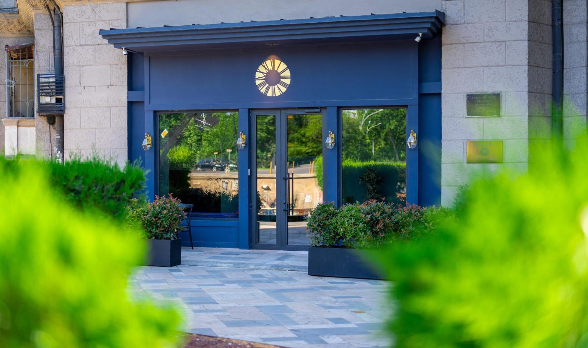 Zorba&Bond Boutique Hotel Tbilisi Exterior photo